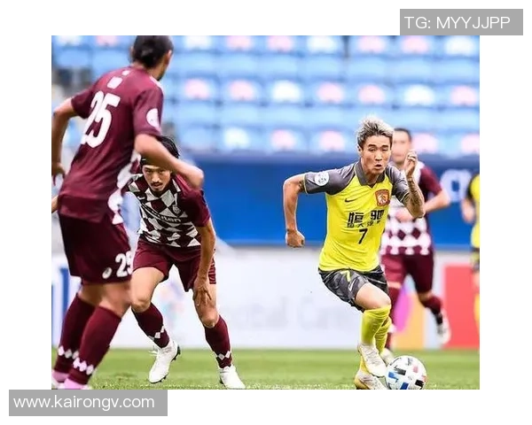 水原三星与广州恒大精彩对决回顾及赛后分析全景呈现 水原三星与广州恒大精彩对决回顾及赛后分析全景呈现