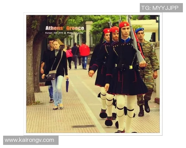 烈士支士敦在对阵希腊的比赛中展现出卓越的竞技精神与团队合作 烈士支士敦在对阵希腊的比赛中展现出卓越的竞技精神与团队合作